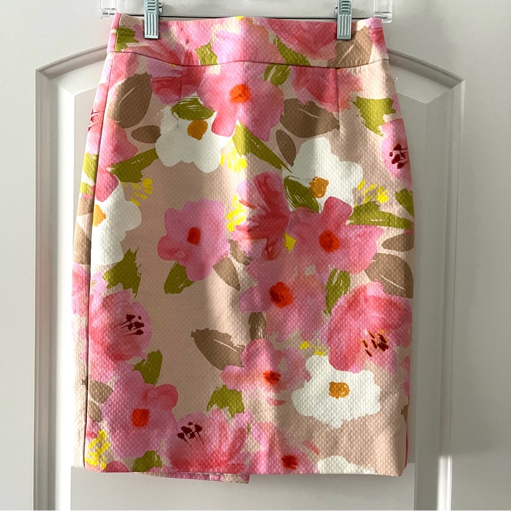 J. Crew NWT Watercolor Floral Pencil Skirt (size 2)